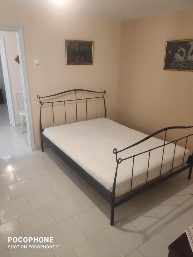 Κεντρικό, Άνετο Και Ζεστό Διαμέρισμα Kamena Vourla Exterior photo