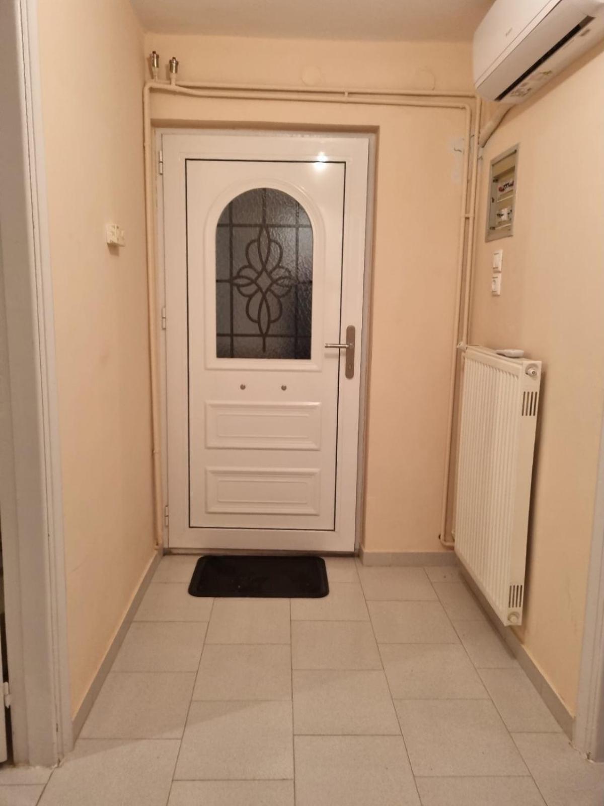 Κεντρικό, Άνετο Και Ζεστό Διαμέρισμα Kamena Vourla Exterior photo